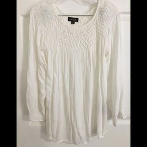 Cal Style Boutique Tunic w/ Neck & Sleeve Detail